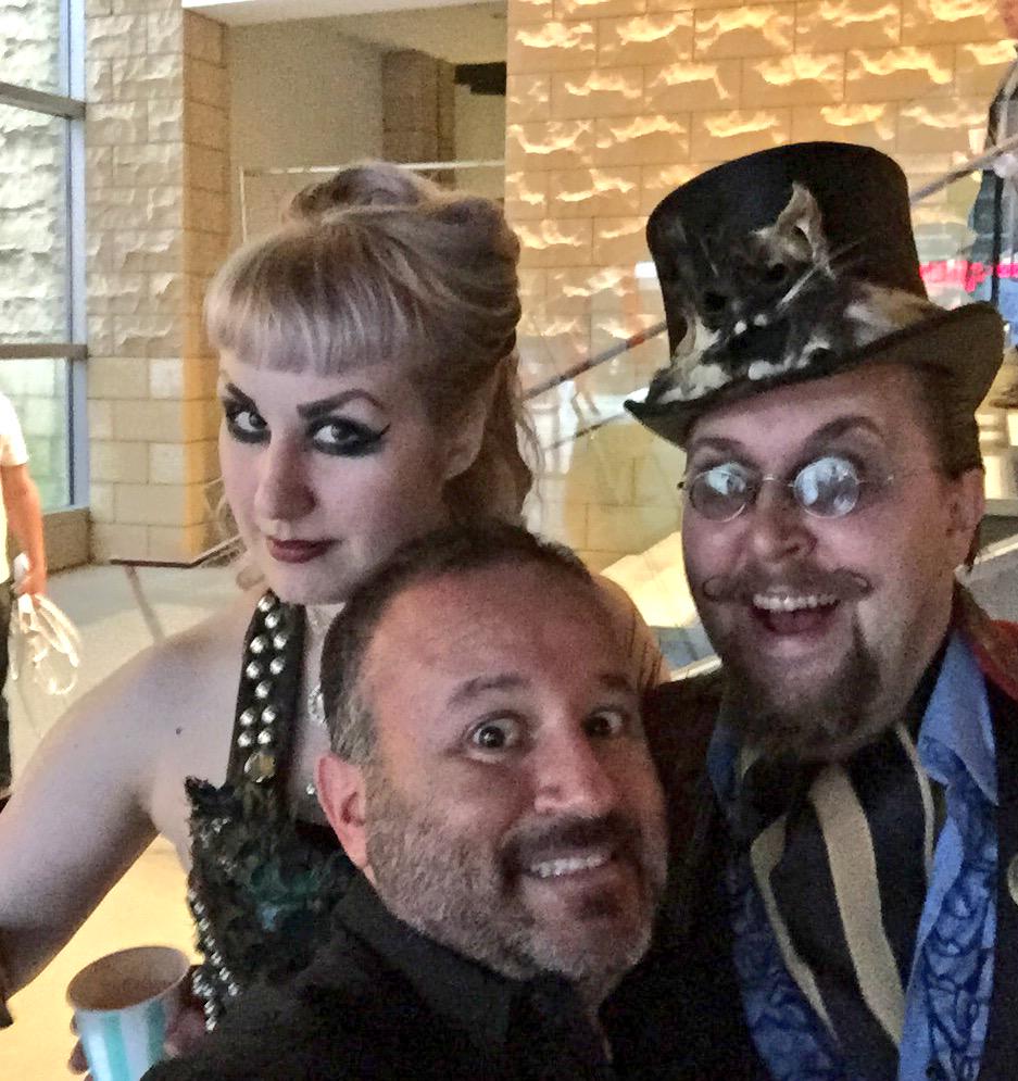 bigbenzaburgh's tweet photo. @JennSchooley hellooooooo!!! #CosmoPGH hey wait!! Where is Marta? @icantfindmarta #somepgh @karynlocke #followwithme http://t.co/hYll6XRvZM