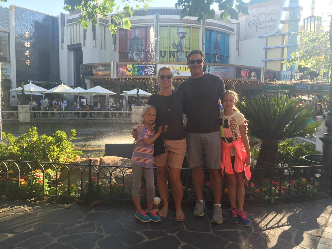 jeffkeppen1's tweet photo. Keppen's hangin at #thegrove - feels like Atlantic Station @AtlanticStation @MarkToro @CBREatlanta - Great Vibe! http://t.co/I4iEbcEdXD
