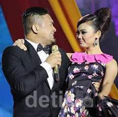 Selamat pagi met beraktifitas abg dan tth <a href="/saipul_jamil/">Saipul Jamil SH</a> <a href="/Rina_Nose/">Rina Nose</a>