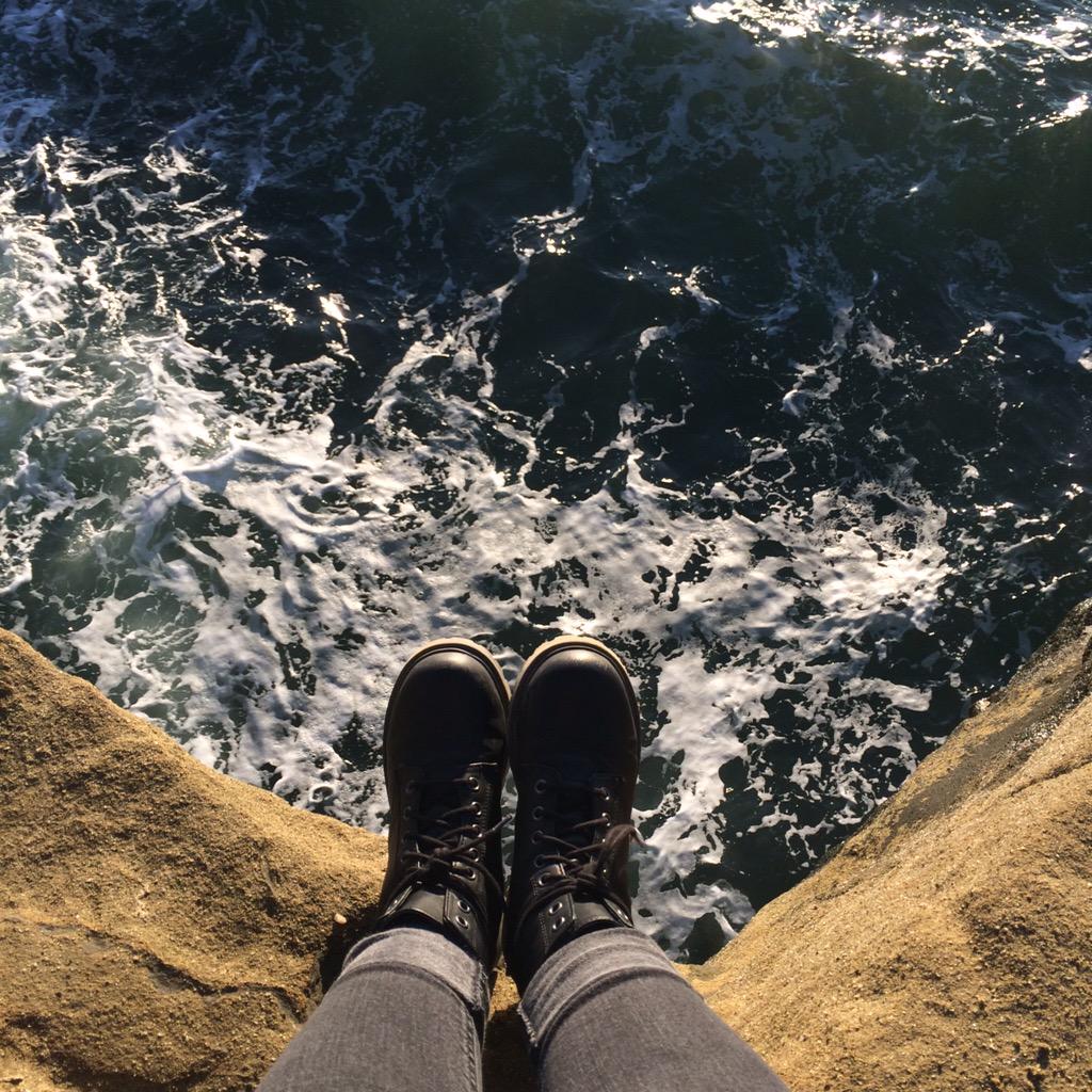 sara kiesling on Twitter: "Was taking pictures of my feet dangling ...