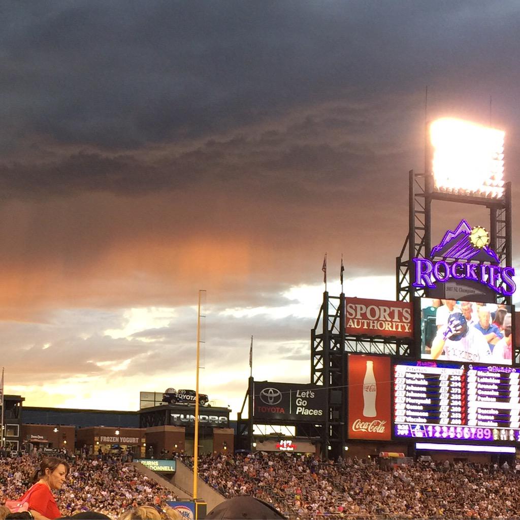 kmcerno's tweet photo. #lovecoorsfield http://t.co/FXRjHWqgSG