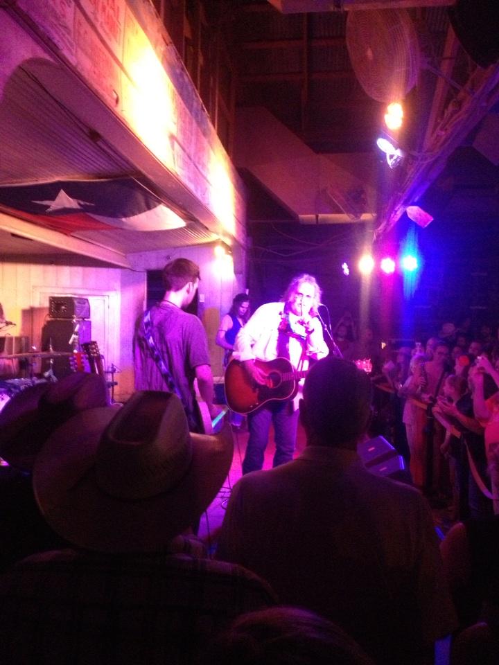 Ray Wyie doi f Snake Faem at Gruene Hall Tx