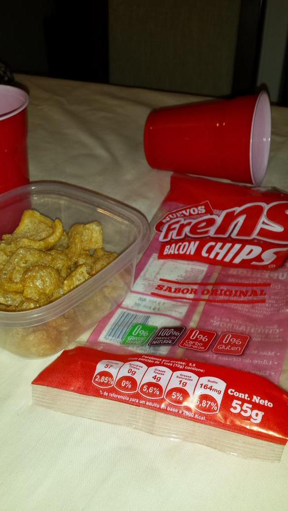 El_Montaraz's tweet photo. Disfrutando una buena noche, cerveza, amigos y @FrensBaconChips nada mejor! Cc @lMakital http://t.co/JNACMsfyvb