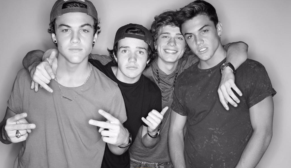 EthanDolan's tweet photo. My best goofs http://t.co/BjYU7elBOh
