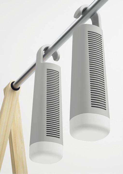 장마에 대처하는 우리의 자세.'Water bottle' 은 옷장에 걸어 두거나 서랍에 남는 공간에 눕히고, 세워서 제습할 수 있습니다.전자레인지 2~3분, 햇볕에 1~2일 건조해 반영구적으로 사용가능합니다.