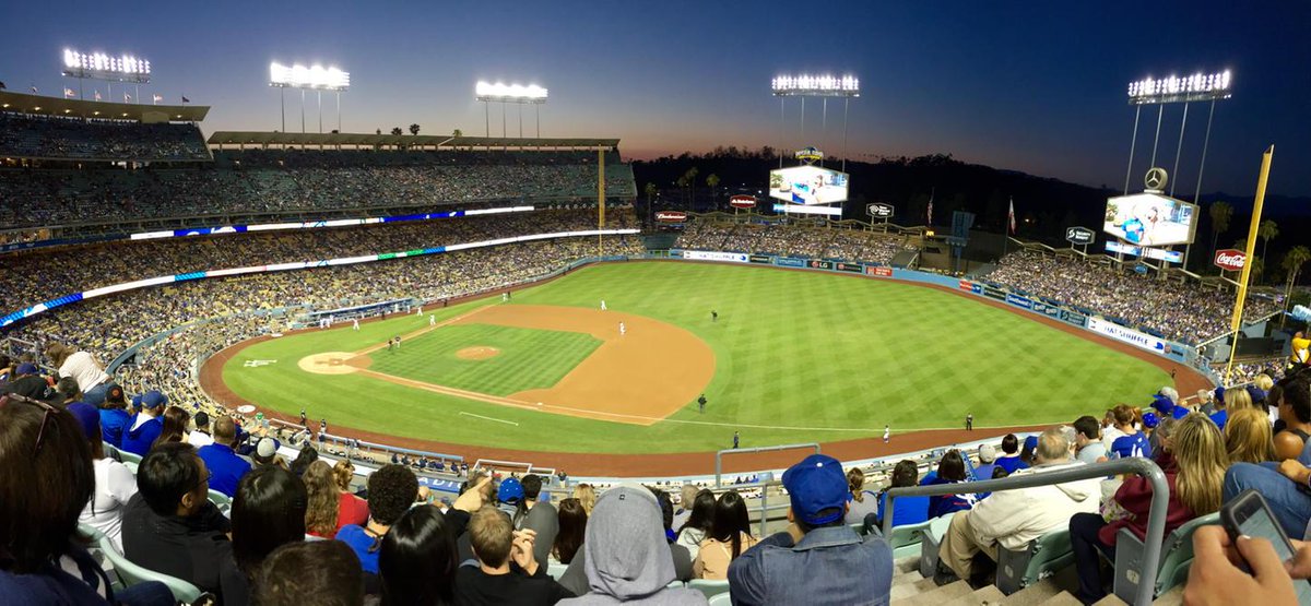 It's an absolutely beautiful night here at Dodger Stadium. @dodgers.