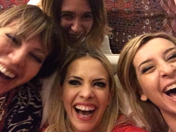 Trasnoche de @BenditaOk @AnyVentura1 @MaruFernandez_ @letyfernan http://t.co/t45swJiD3p