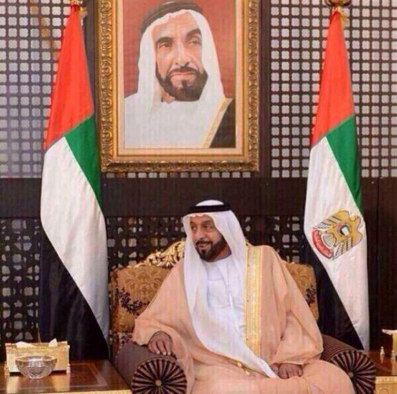 KhalifaLovig's tweet photo. اللهم إنا نسألك مخلصين فلا تردنا خائبين ان تشافي وتعافي والدنا وقائدنا الشيخ #خليفة_بن_زايد وتحفظه لنا يا الله http://t.co/WsCFHyy36R