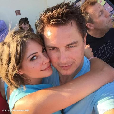FlarrowBR's tweet photo. Muitos tiros #ArrowSDCC #FlashSDCC http://t.co/HXqNFIwEri