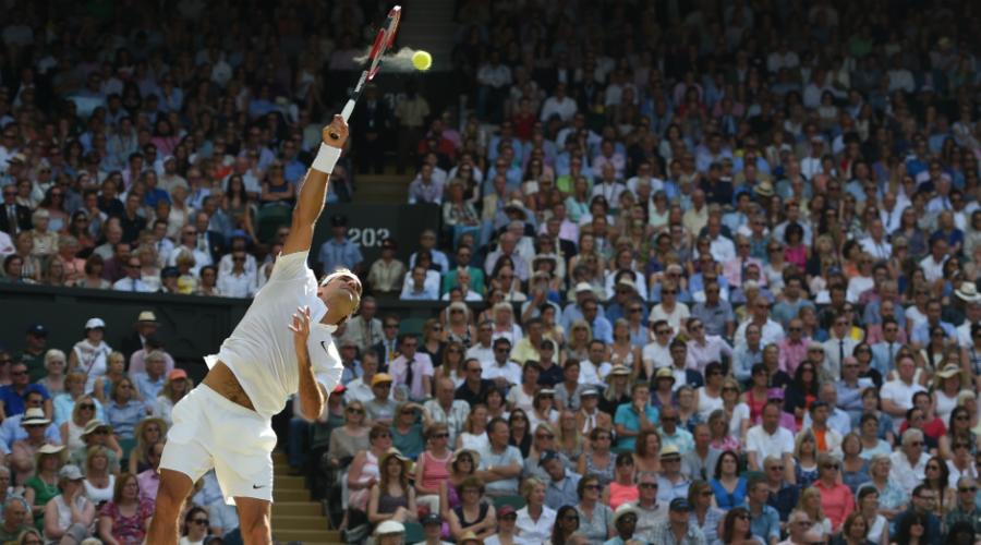 No doubt about our favourite photo from yesterday... Here's a few more highlights: bit.ly/W15D11RFGallery #Wimbledon