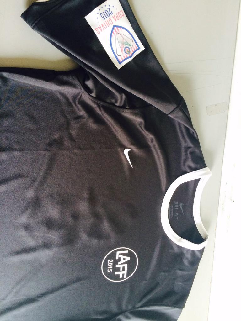 AlanAraiza10's tweet photo. Home jersey for #CopaChivas2015 made Captain of the team! 😏💯 http://t.co/yVbIYIrKJ0