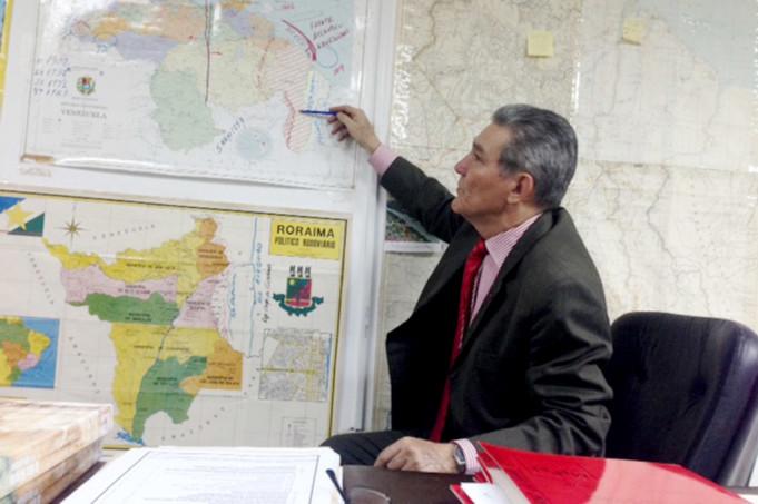 ComunicacionCUC's tweet photo. POMPEYO TORREALBA: VENEZUELA NO QUIERE NI UN METRO CUADRADO DE GUYANA http://t.co/yKIAdgD7Eu http://t.co/PR84DNuRe6