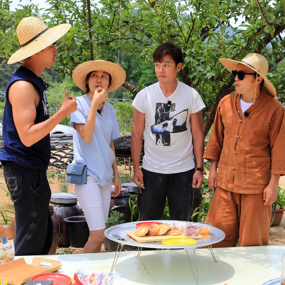 韓流ツイッター Twitterren 女優キム ハヌル 俳優イ ソジン キム グァンギュ 2pm テギョン Tvn 三食ごはん 収録認証ショット Http T Co W9x573ttdx Twitter