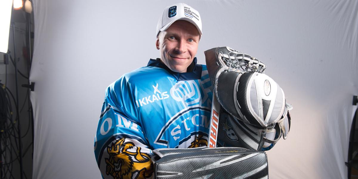 leijonat's tweet photo. #Rullaleijonat valmennus vahvisti MM-finaalin maalivahtivalinnan http://t.co/PrYKuAGQjs #Rullakiekko #Inline2015 http://t.co/mFKXYwQm95