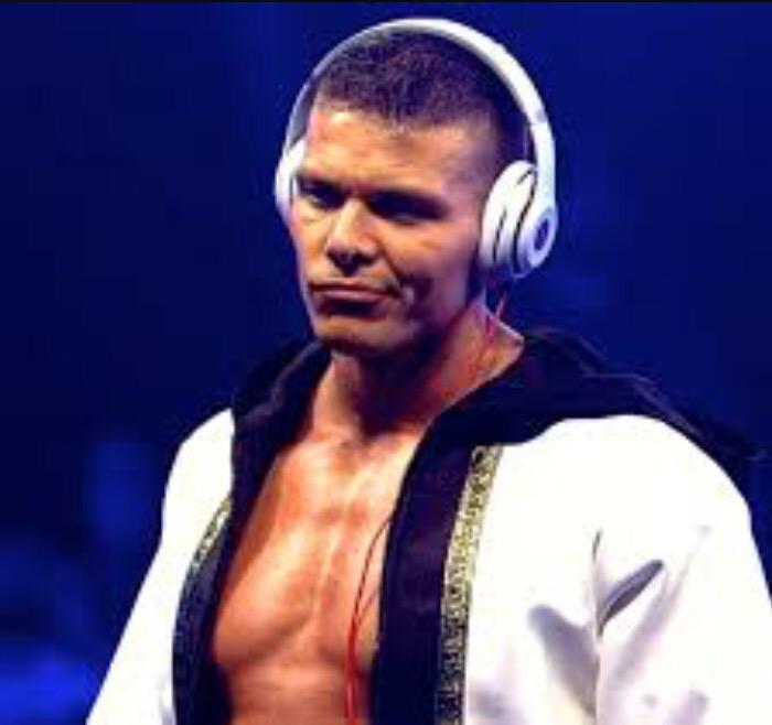 Happy Birthday to this guy, Tyson Kidd! Wishing you a speedy recovery!! 