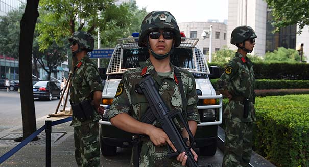 Hình ảnh được nhúng đến liên kết cố định