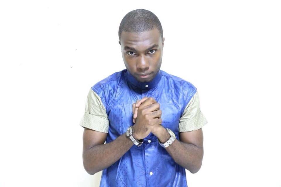 Et si vous nous disiez ce qui vous rend #Parkinson ce wkd? 😜 #ParkinsonVideo of <a href="/YvichKwa/">YVICH</a> soon on 25.07.15 #LwnMag