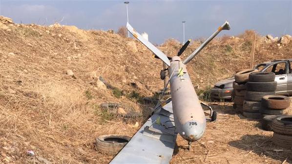 لبنان.. سقوط طائرة استطلاع إسرائيلية في مرفأ طرابلس CJoKeo_XAAAsQQ4
