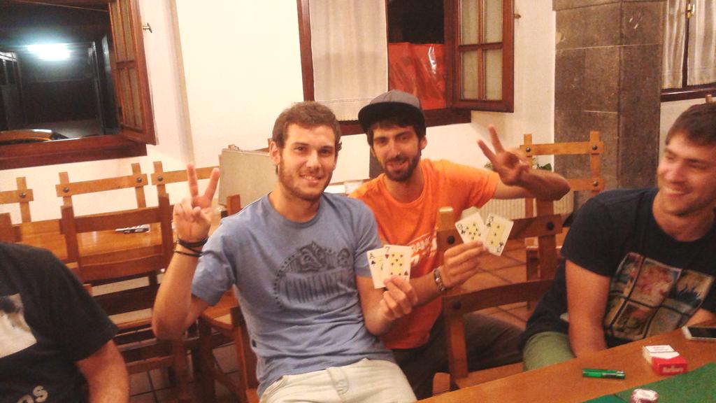 Atzoko Poker txapelketian irabazlia Aitor Oregi izan zan, bigarren Iontxu Linazisoro
#ArranoTaArtatseZabalik
#All-in