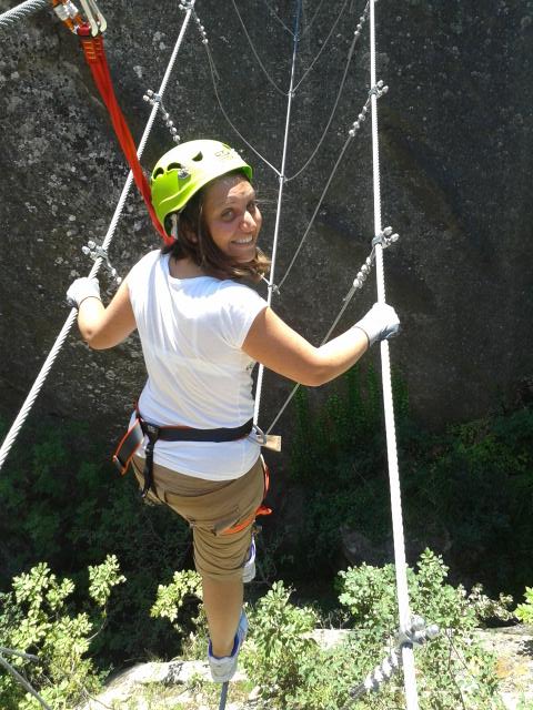 annamartino83's tweet photo. A chi dice che il #giornalismo è morto! #dolomitirocks #basilicata #stradaferrata #climbing http://t.co/eYOCF8apaL