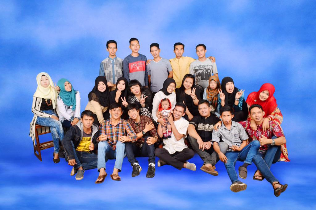 FCKG_ID's tweet photo. Kehangatan keluarga besar FCKG. Walau tidal lengkap ada semua tapi kita ttp satu http://t.co/YWTLj3r1TC