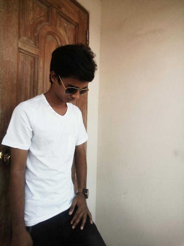 khan_fk13's tweet photo. http://t.co/BIwkEL1NL6
