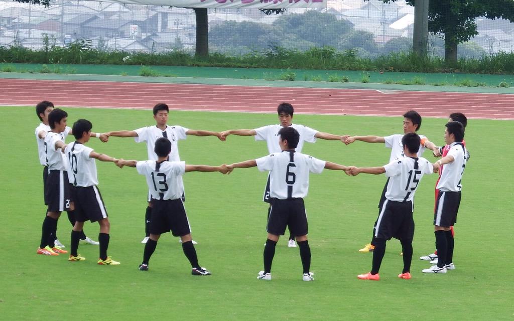 浜名高校サッカー部 公式 7 11 土 ｂリーグ 後期1節 Vs焼津中央 前半1 0 後半1 1 合計2 1 得点者 前半 綾介 後半 河野 Http T Co Hvgfvbokqz