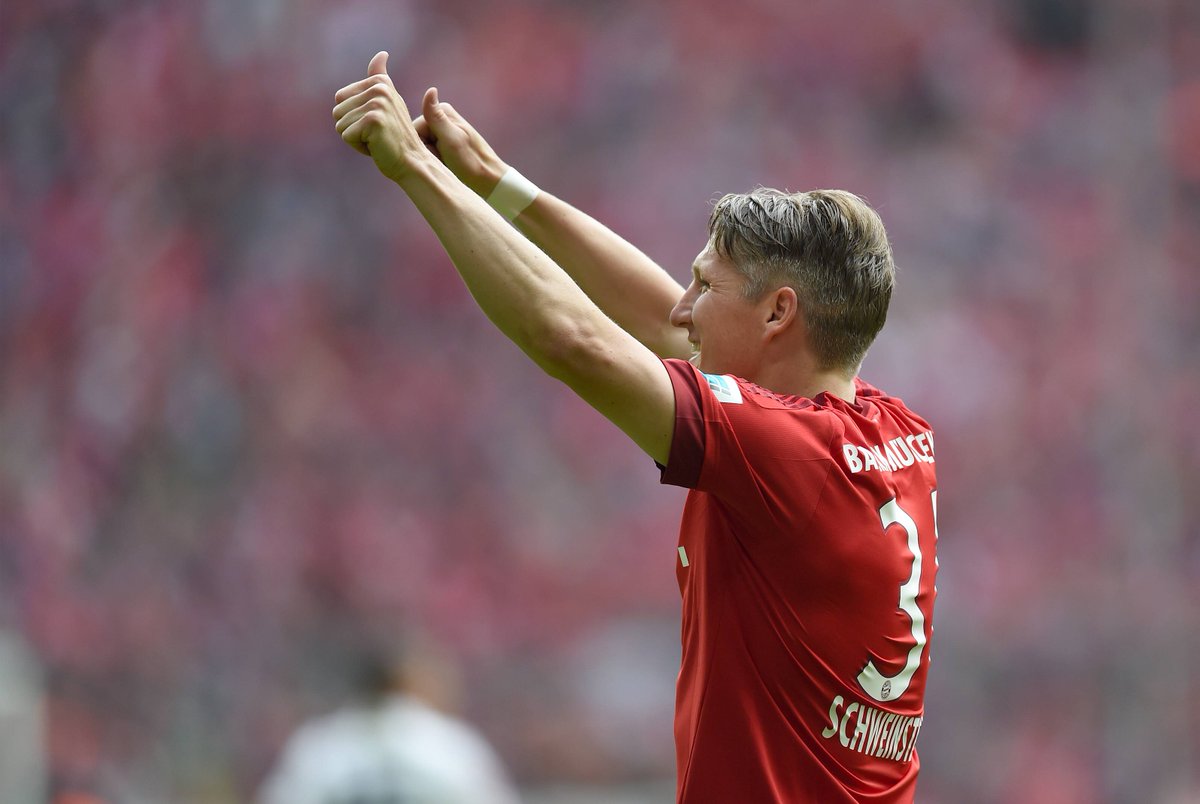 FCBayern's tweet photo. #DankeBasti http://t.co/scen2DMe7T