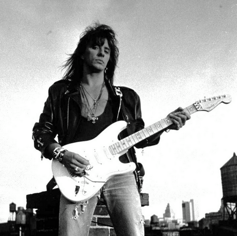 Happy Birthday to Richie Sambora, who turns 56 today! 