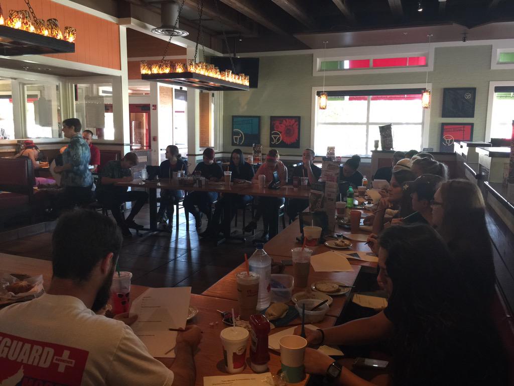 DerekLambertJax's tweet photo. @caterheatherg teaching a class around Sales Building and PPA 😀 @FL_Gamecock_Fan #todayschilis #mannup #theocho http://t.co/yHdIgNklQ8