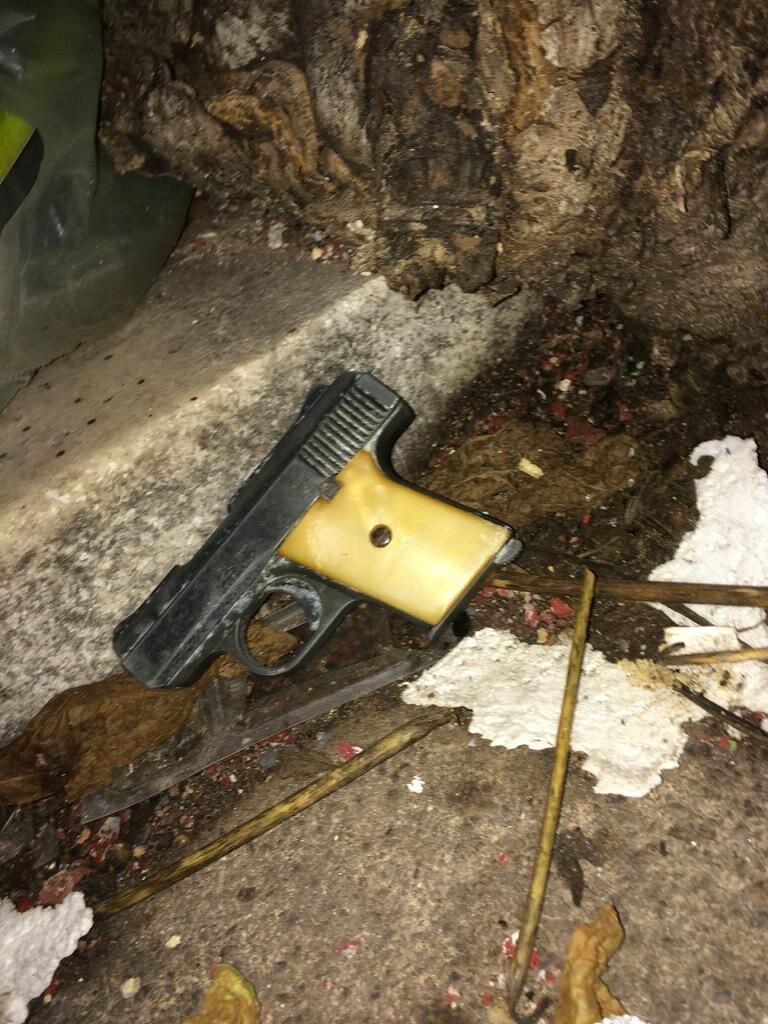 BaltimorePolice's tweet photo. #NoMoreViolence #BPDED patrol units took this weapon off of our  streets. Suspect arrested. #Baltimore💪 http://t.co/02xrrDcEvs
