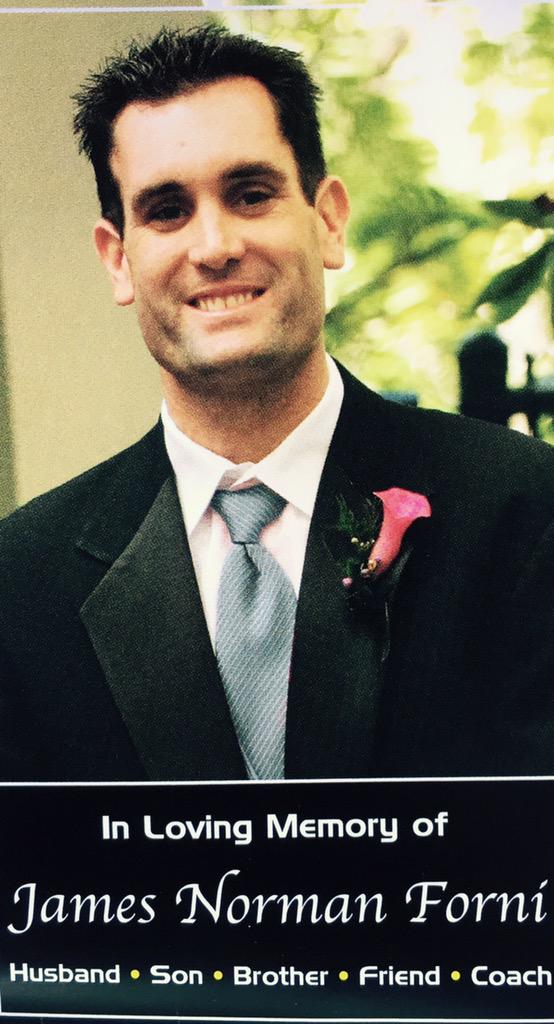 harrispetaluma's tweet image. In memory of Coach James Forni! #Petaluma #Vincero #CasaStrong