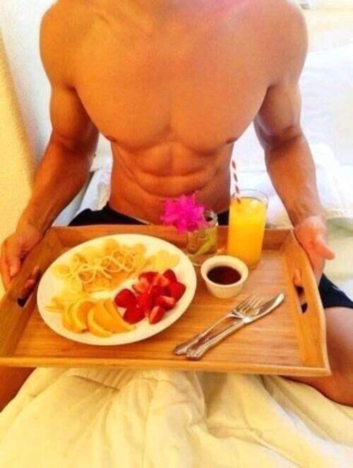 DanielaXuxee's tweet photo. Me comería todo,asta lo que no se ve en la foto. 😌😏 http://t.co/IzGZ7fbTMF