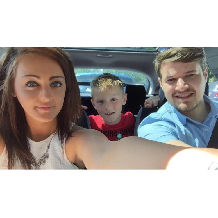 DanHughes112's tweet photo. Family day with the girlfriend and her family 😊 @_NaomiDavies http://t.co/gCtrENacw6
