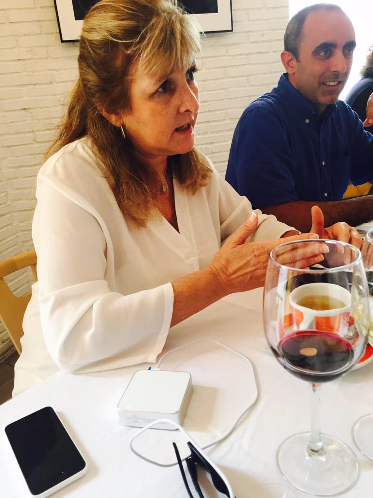 nachocervera's tweet photo. Probando el @InstantLoading de mi querida @alefeldman en nuestra comida reunión #TurgastroUA quiero ser #inloader http://t.co/OoEVhAxhfI