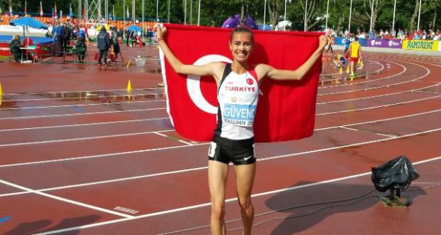 Türkiye Rekortmeni sporcumuz Tuğba Güvenç Estonya’daki 3000m engel yarışında 9:36.14 koşarak Avrupa ŞAMPIYONU oldu.