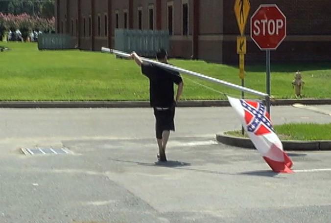 That Confederate flag in Marion County? A man decided to take matters into his own hands: bit.ly/1JWd2rp