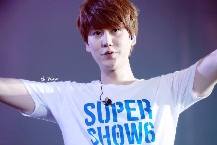 sujufor_elfindo's tweet photo. 150711 SS6 Encore Day 1 - KYUHYUN [opty] http://t.co/O8ts7pUkiN