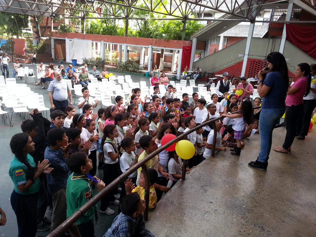 ScoutsSRP's tweet photo. Lobashow 2015 @scoutseonee @Autanascouts @ScoutsSRP @GS_autana @ScoutsKurenan @GSDipaho @InfoBaruta @ScoutsMetro http://t.co/wtWRjsAbPV