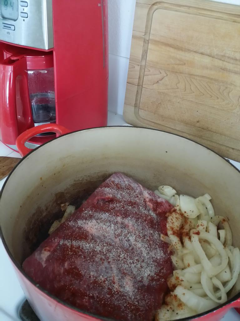 Ammber_Sunn's tweet photo. Big Brisket for dinner tonight yummiest http://t.co/G35rvAgRDi