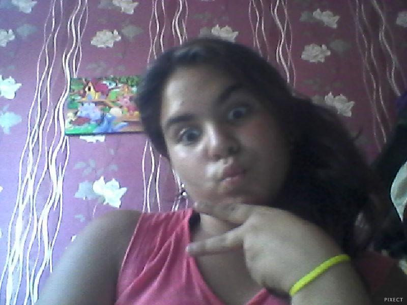 Taking pictures with #Pixect
