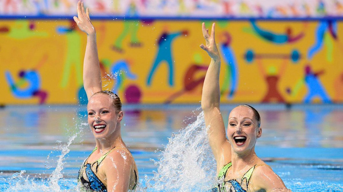 .<a href="/0oKarineo0/">Karine Thomas</a> &amp; <a href="/jackie_simoneau/">Jacqueline</a> win duet synchro gold and a place at #Rio2016: bit.ly/1O1FYNa | #NowOrNever