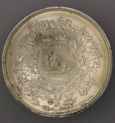 Goldwork masterpiece! #Cypriot cup known as Dali or Idalium cup 8th c BC louvre.fr/en/oeuvre-noti… #Cyprus <a href="/MuseeLouvre/">Musée du Louvre</a>