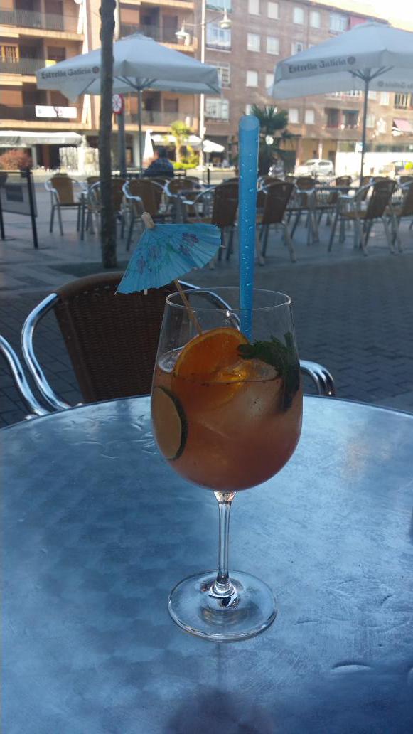 COPASDONDESVAN's tweet photo. Que  mejor  manera de combatir el calor que con un cocktail en #DDSVN http://t.co/etm1vN6cWz