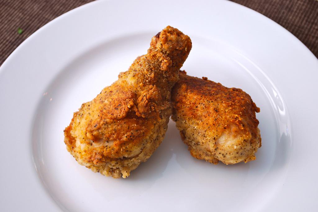 Been #craving #friedchicken l8ly. Friends in town is perfect Xcuse to fry it up! Secret? SeasoningSalt &amp; Cornstarch!