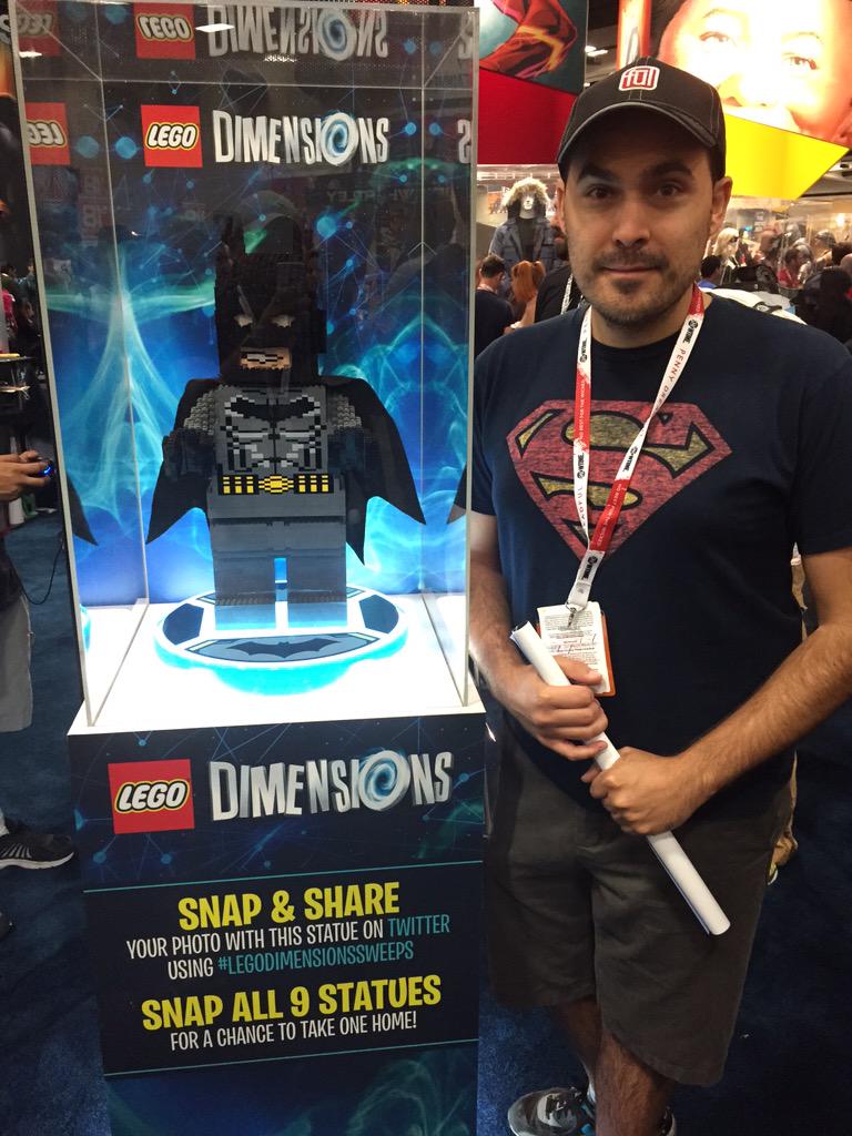 pwoutpost's tweet photo. LEGO at SDCC 5/9 #LEGODimensionsSweeps http://t.co/Q3URNH39ns