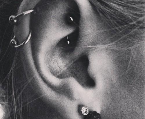 Are Home Piercings Safe? bit.ly/1M2Yoio