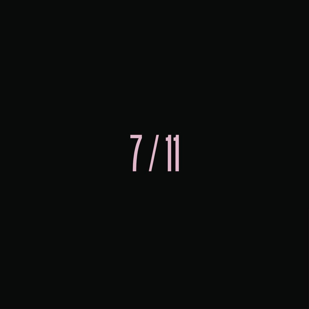 bb218eg's tweet photo. Happy 7/11 http://t.co/dacvMNXBUC