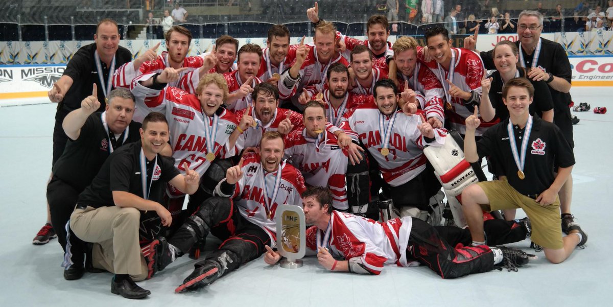 IIHFHockey's tweet photo. And here's the new world champion in inline, Team Canada! @NIHACanada @HockeyCanada Story: http://t.co/gbkL9ihGlQ http://t.co/26bmYJhky7