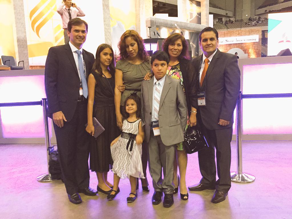 Pr_JaimePerez's tweet photo. FOTO:
Delegación Peruana en #GCSession2015 http://t.co/Kdp9ZWtkvp